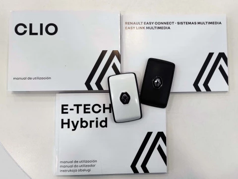 Renault Clio E-TECH FULL HYBRID TECHNO 105KW 5P