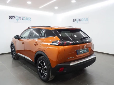 Peugeot e-2008 Electrico Allure 136 100kW