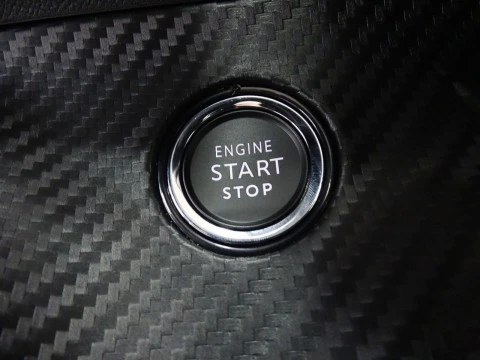 Peugeot e-2008 Electrico Allure 136 100kW