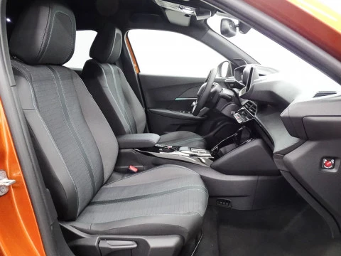 Peugeot e-2008 Electrico Allure 136 100kW