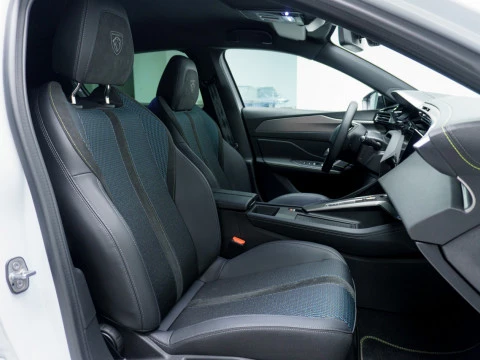 Peugeot e-308 5P First Edition Eléctrico 115kW (156CV)