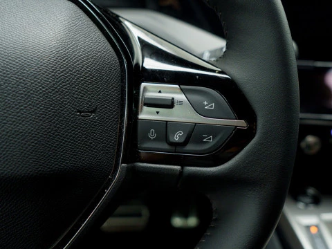 Peugeot e-308 5P First Edition Eléctrico 115kW (156CV)