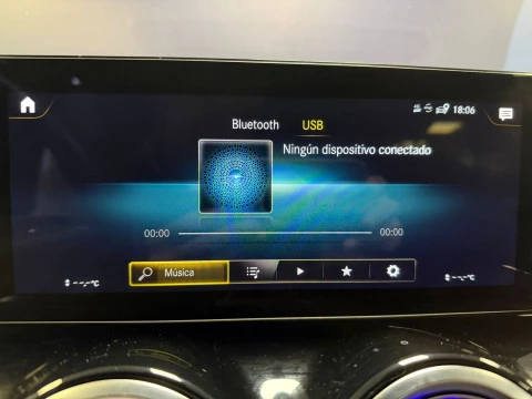 Mercedes-Benz GLB GLB 200 d