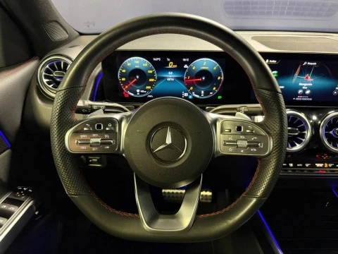 Mercedes-Benz GLB GLB 200 d