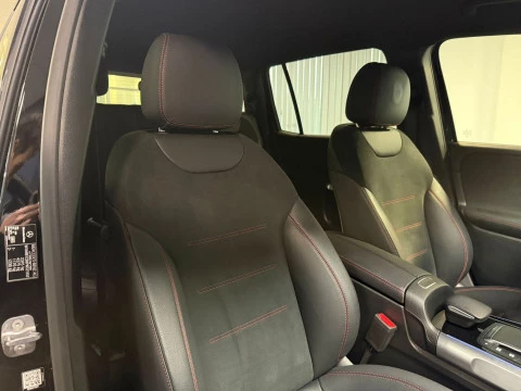 Mercedes-Benz GLB GLB 200 d