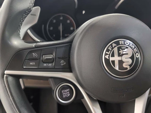 Alfa Romeo Stelvio 2.2 Diésel 154kW (210CV) Executive Q4