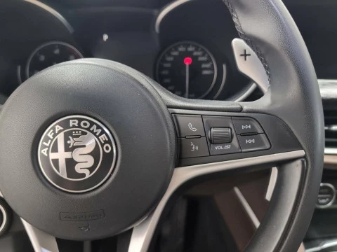 Alfa Romeo Stelvio 2.2 Diésel 154kW (210CV) Executive Q4