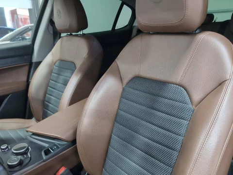 Alfa Romeo Stelvio 2.2 Diésel 154kW (210CV) Executive Q4