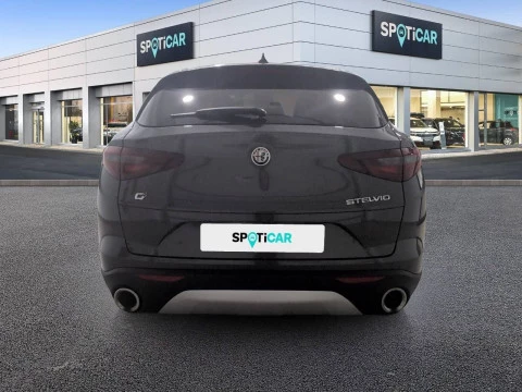 Alfa Romeo Stelvio 2.2 Diésel 154kW (210CV) Executive Q4