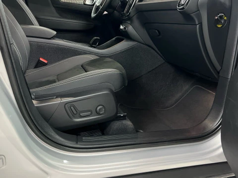 Volvo XC40 XC40 B3 (G) CORE AUTO