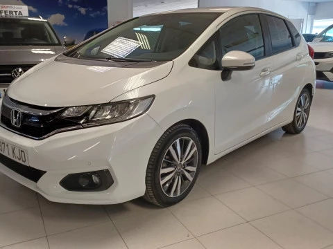 Honda Jazz 1.3 i-VTEC ELEGANCE NAVI Honda Jazz 1.3 i-VTEC ELEGANCE NAVI