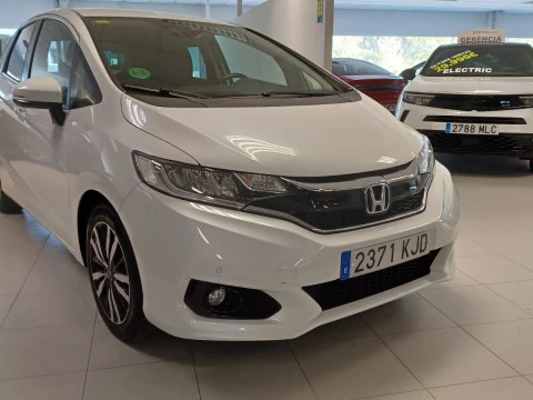 Honda Jazz 1.3 i-VTEC ELEGANCE NAVI Honda Jazz 1.3 i-VTEC ELEGANCE NAVI