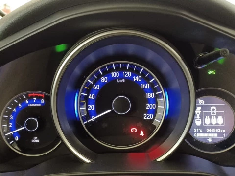 Honda Jazz 1.3 i-VTEC ELEGANCE NAVI Honda Jazz 1.3 i-VTEC ELEGANCE NAVI