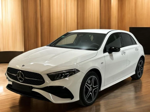 Mercedes-Benz Clase A A 250 e con tecnologia hibrida EQ