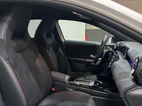 Mercedes-Benz Clase A A 250 e con tecnologia hibrida EQ