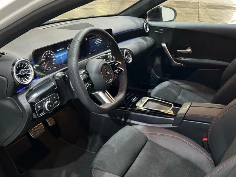 Mercedes-Benz Clase A A 250 e con tecnologia hibrida EQ