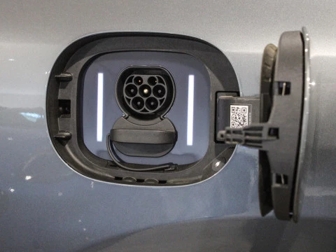 Mercedes-Benz EQE 350+