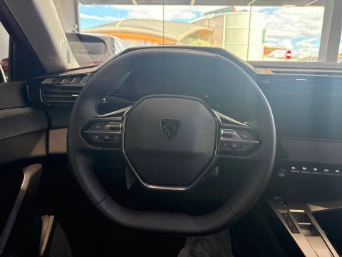 Peugeot 308 5P Allure BlueHDi 130 S&S EAT8