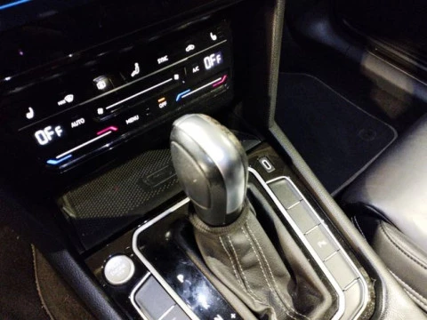 Volkswagen Passat R-Line 2.0 TSI 140kW (190CV) DSG