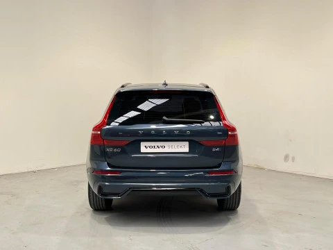 Volvo XC60 2.0 B4 D AWD R-Design Auto