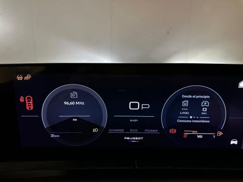 Peugeot 5008 Hybrid 1.2 107KW Allure eDCS6