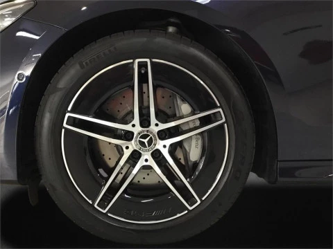 Mercedes-Benz Clase E 300 de con tecnología hibrida EQ