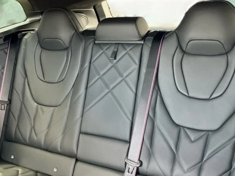 BMW XM 50e 350 kW (476 CV)