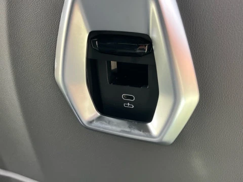 BMW XM 50e 350 kW (476 CV)