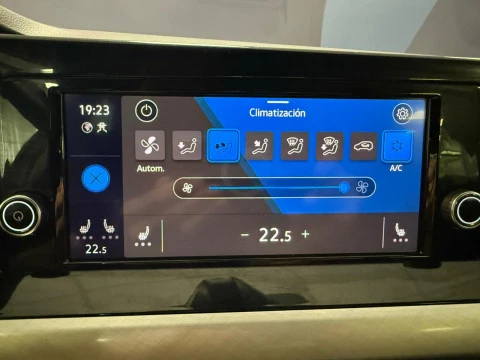 Volkswagen Golf Life 1.5 TSI 96kW (130CV)