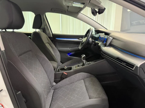 Volkswagen Golf Life 1.5 TSI 96kW (130CV)