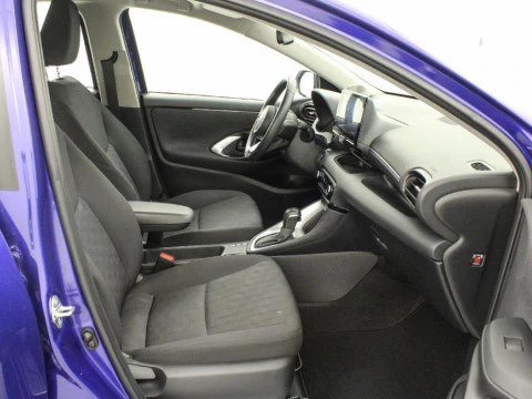 Toyota Yaris YA Yaris - MC24