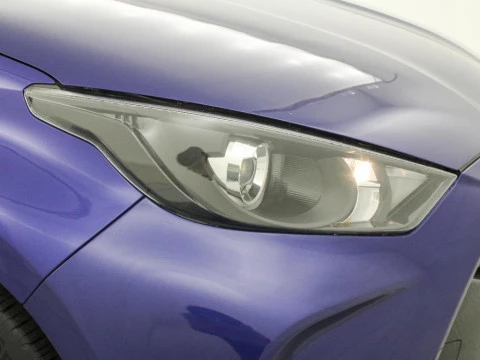 Toyota Yaris YA Yaris - MC24