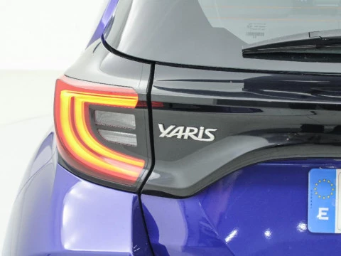 Toyota Yaris YA Yaris - MC24