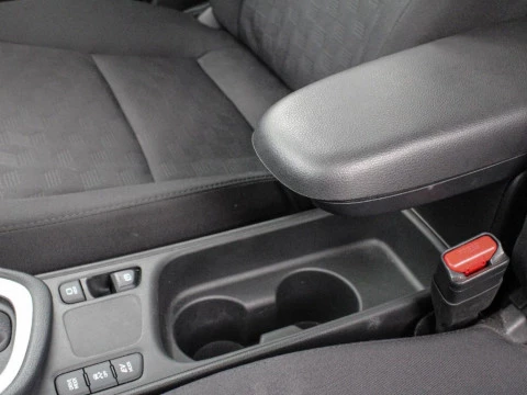 Toyota Yaris YA Yaris - MC24