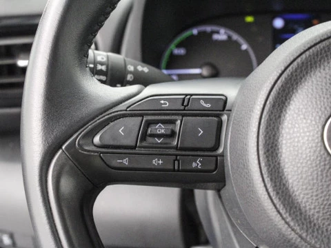 Toyota Yaris YA Yaris - MC24