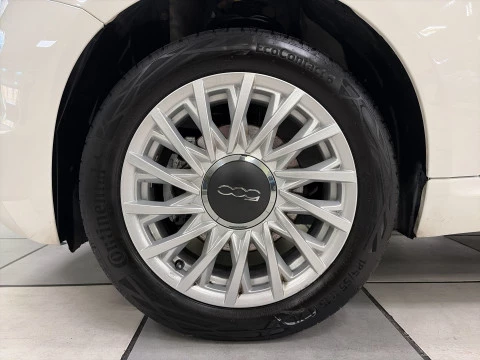 Fiat 500 1.0 Hybrid Dolcevita 51 kW (70 CV)