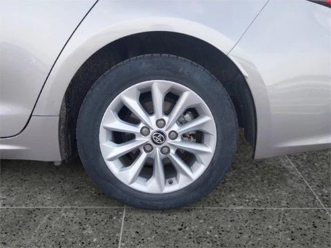 Toyota Corolla Sedan Active Tech 125H e-CVT