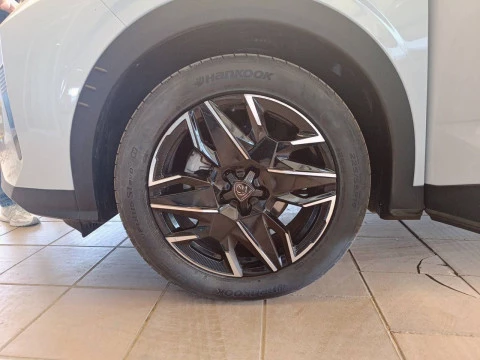 Peugeot 3008 Hybrid 1.2 100KW Allure eDCS6