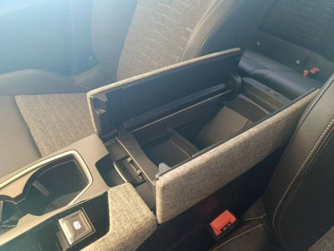 Peugeot 3008 Hybrid 1.2 100KW Allure eDCS6