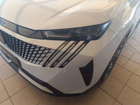 Peugeot 3008 Hybrid 1.2 100KW Allure eDCS6