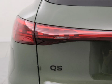 Audi Q5 2.0 E-HYBRID 220KW BLACK LINE S TR QUATT 299 5P