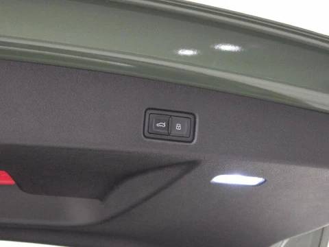 Audi Q5 2.0 E-HYBRID 220KW BLACK LINE S TR QUATT 299 5P