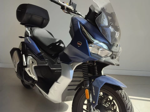 Motor Hispania Fasty 125 VR10