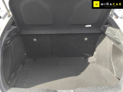 Toyota C-HR 1.8 125H Active 90 kW (122 CV)