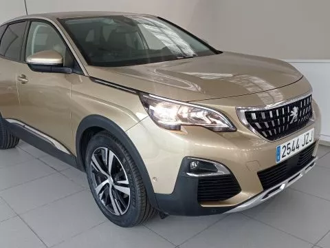 Peugeot 3008 1.2 PURETECH 96KW (130CV) ALLURE EAT6 Peugeot 3008 1.2 PURETECH 96KW (130CV) ALLURE EAT6