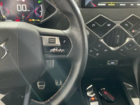 DS 3 Crossback PureTech 73 kW Manual PERFORMANCE LINE