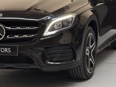 Mercedes-Benz GLA GLA 250 4MATIC