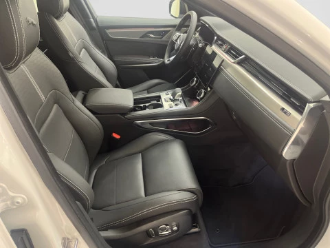 Jaguar F-Pace 2.0D I4 204PS AWD Auto MHEV R-Dynamic SE