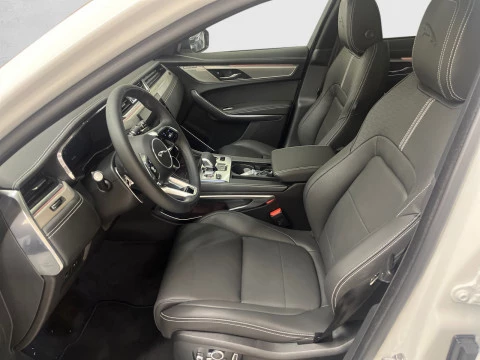 Jaguar F-Pace 2.0D I4 204PS AWD Auto MHEV R-Dynamic SE