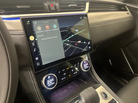 Jaguar F-Pace 2.0D I4 204PS AWD Auto MHEV R-Dynamic SE